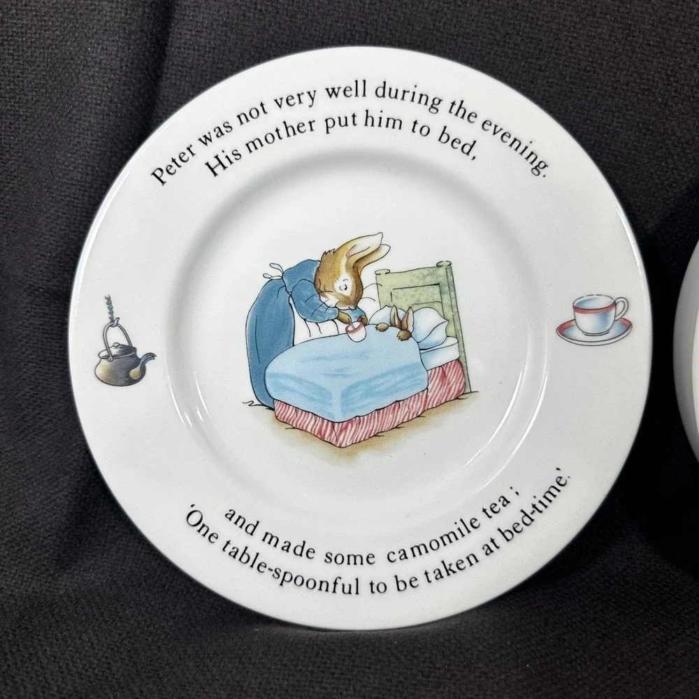 2 pc Beatrix Potter PETER RABBIT Wedgwood of Etruria & Barlaston Child Dish Set - Picture 2 of 10